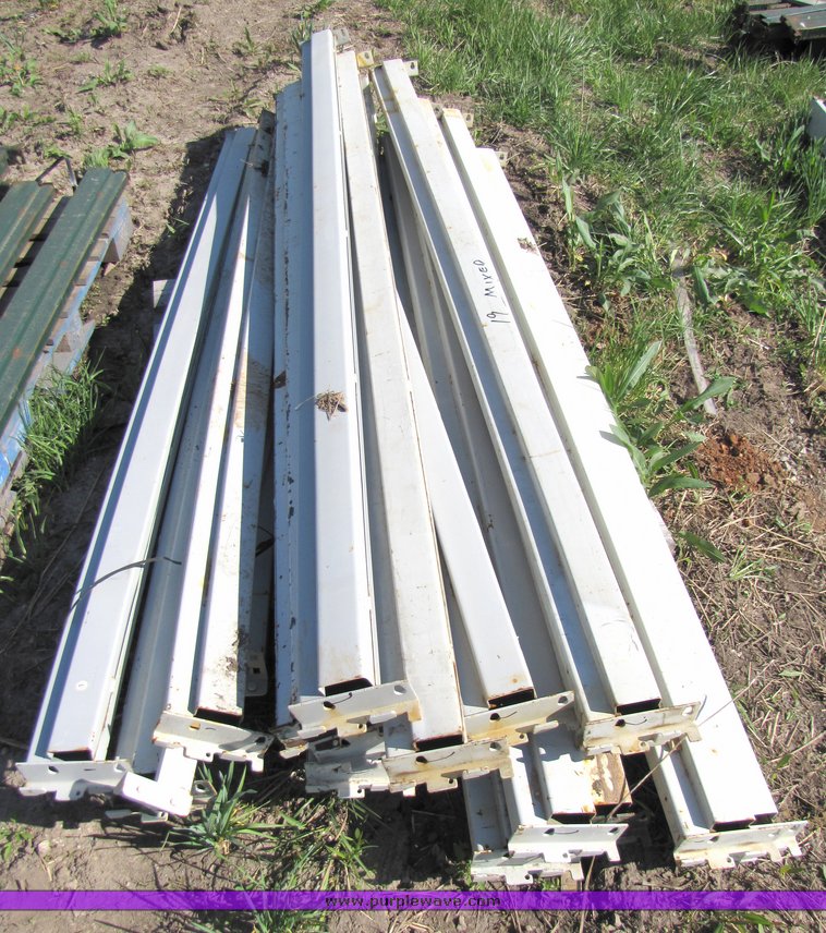 image for item 3051 (19) mixed pallet racking cross members