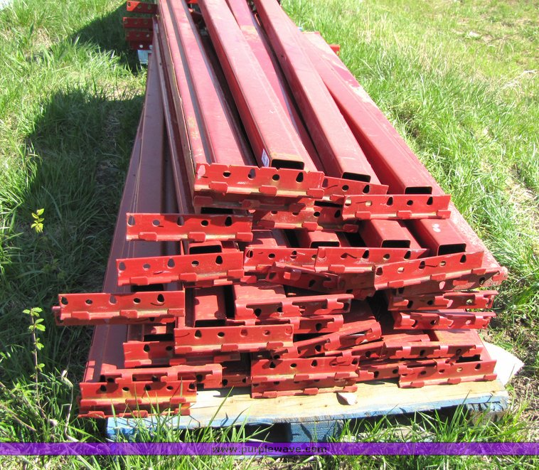 image for item 3057 (34) 90" pallet racking cross members