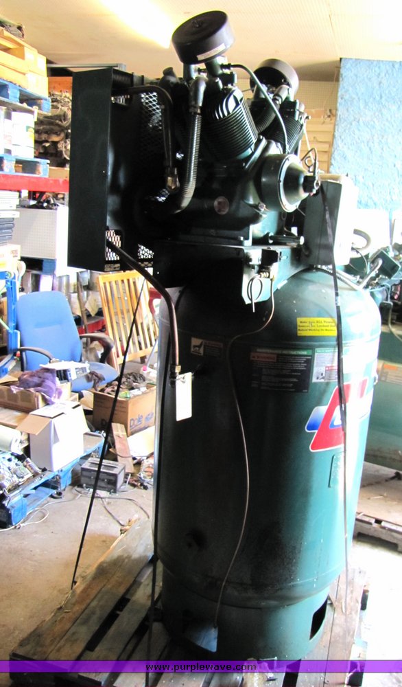 image for item 3060 2000 Champion VR10-12 upright air compressor