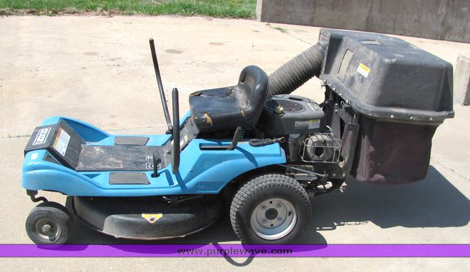 image for item 4033 Dixon Zeeter 30 riding lawn mower