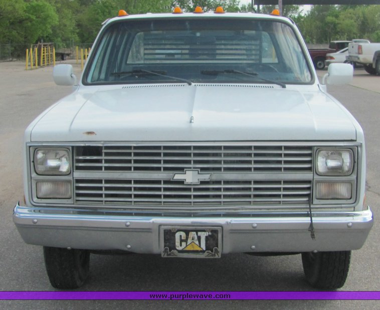 image for item 6077 1984 Chevrolet Custom Deluxe 30 crew cab pickup