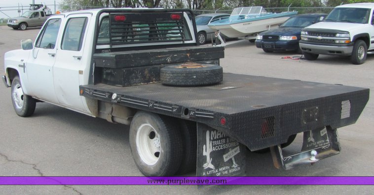 image for item 6077 1984 Chevrolet Custom Deluxe 30 crew cab pickup