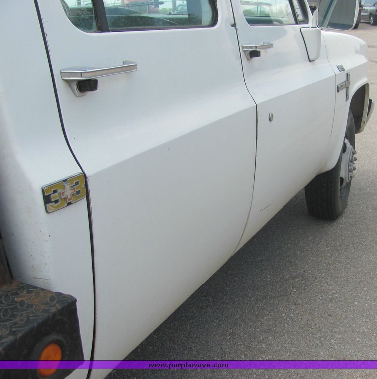 image for item 6077 1984 Chevrolet Custom Deluxe 30 crew cab pickup