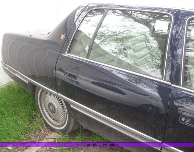 image for item 6245 1995 Cadillac Deville