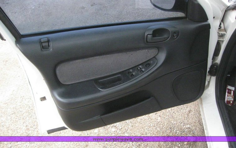 image for item 6246 2002 Chrysler Seabring