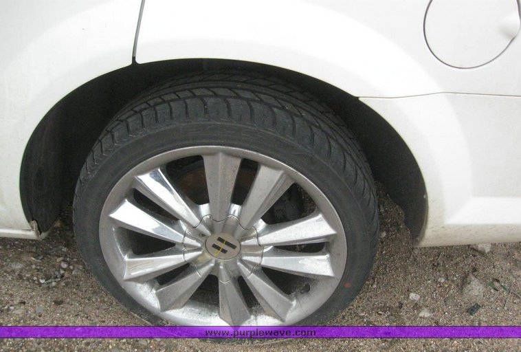 image for item 6246 2002 Chrysler Seabring