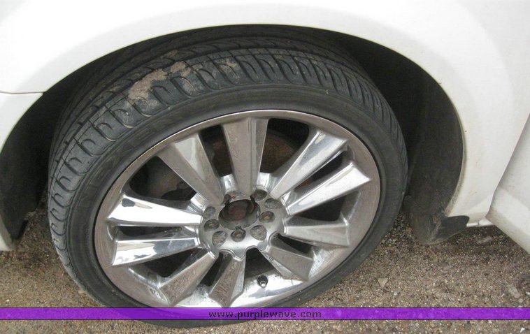 image for item 6246 2002 Chrysler Seabring