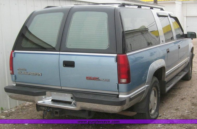 image for item 6248 1993 GMC K1500 Suburban