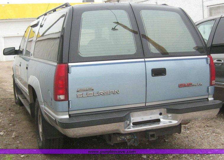image for item 6248 1993 GMC K1500 Suburban