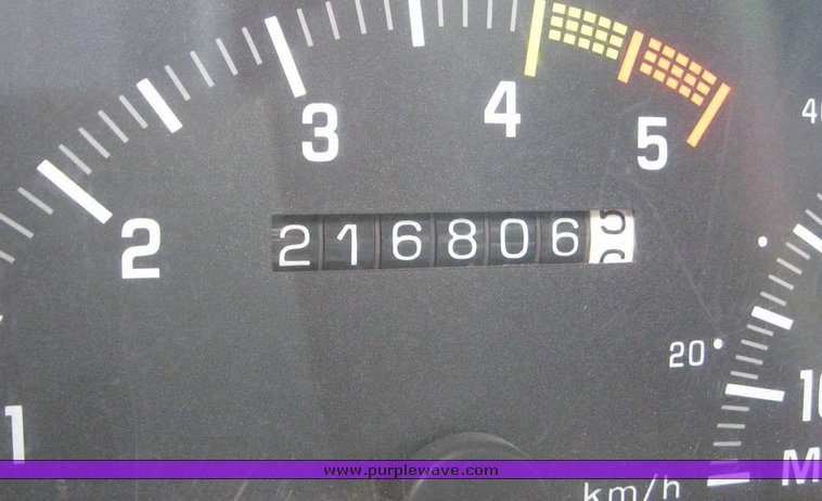 image for item 6248 1993 GMC K1500 Suburban