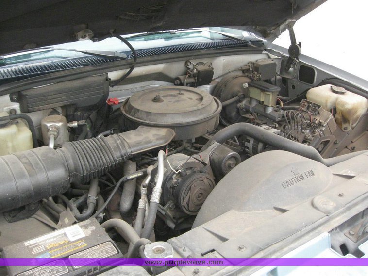 image for item 6248 1993 GMC K1500 Suburban