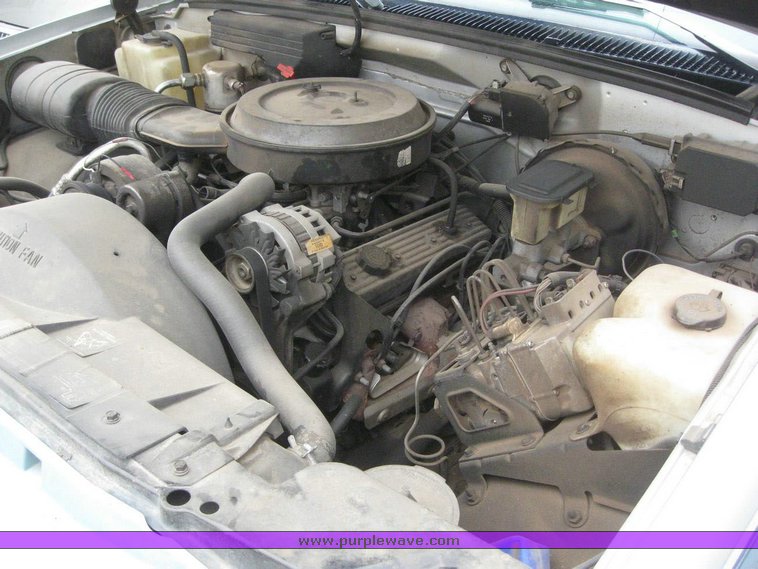 image for item 6248 1993 GMC K1500 Suburban