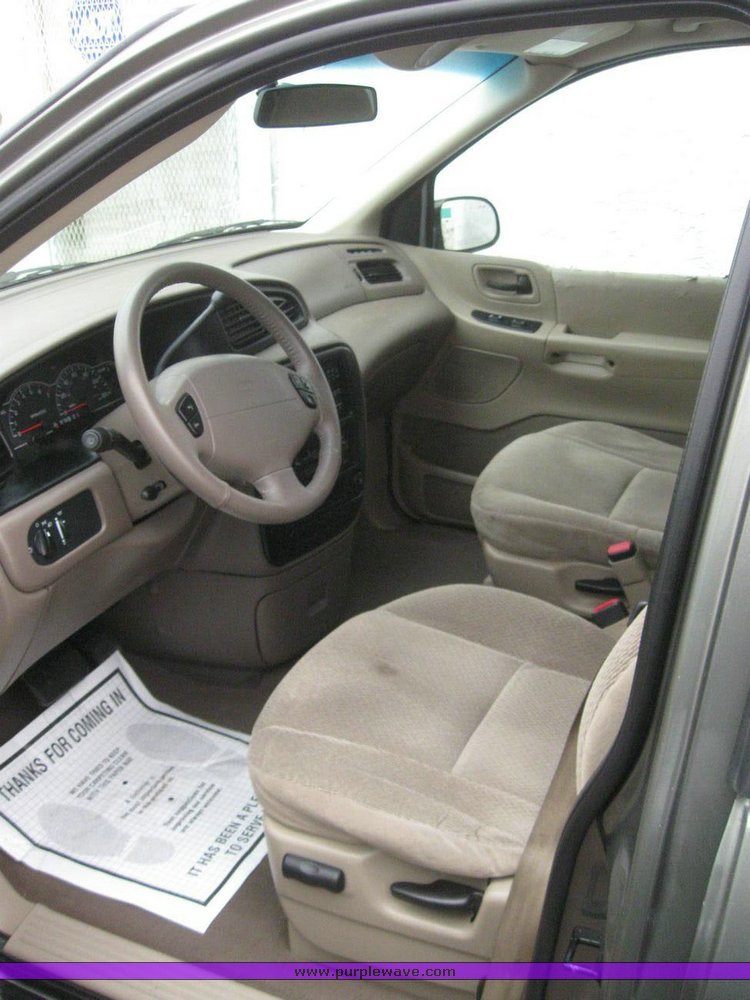 image for item 6249 2000 Ford Windstar SEL