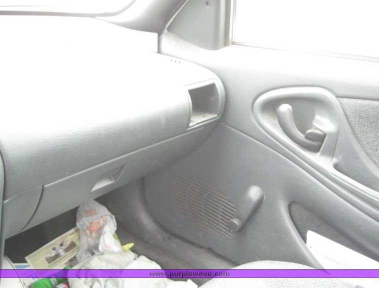 image for item 6287 2001 Chevrolet Cavalier