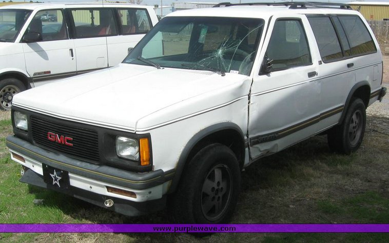 image for item 6288 1994 GMC Jimmy S15