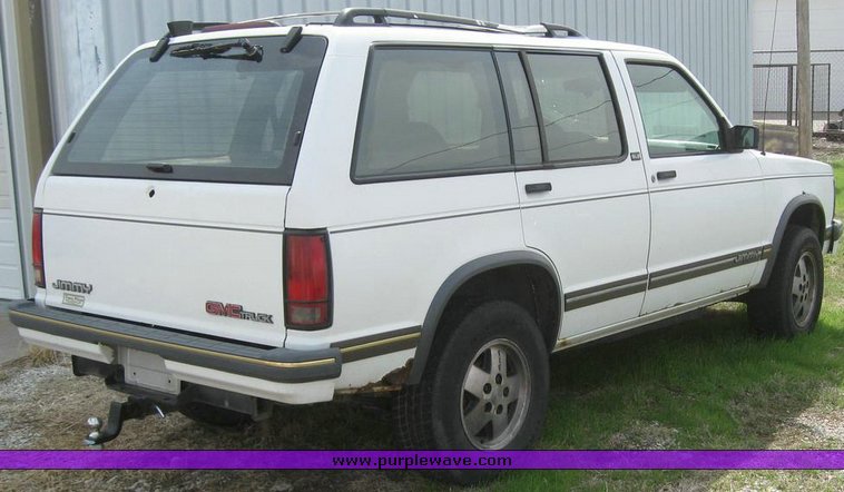 image for item 6288 1994 GMC Jimmy S15