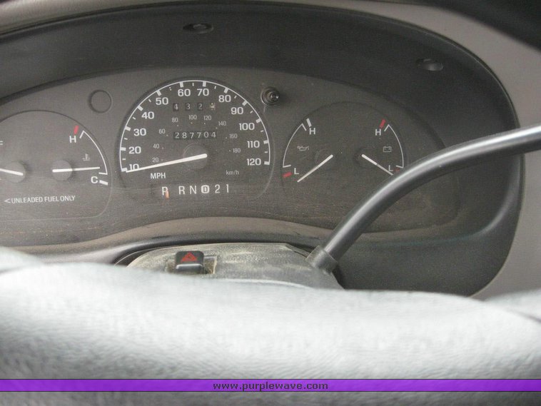 image for item 6302 1996 Ford Ranger