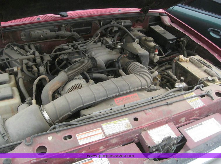 image for item 6302 1996 Ford Ranger