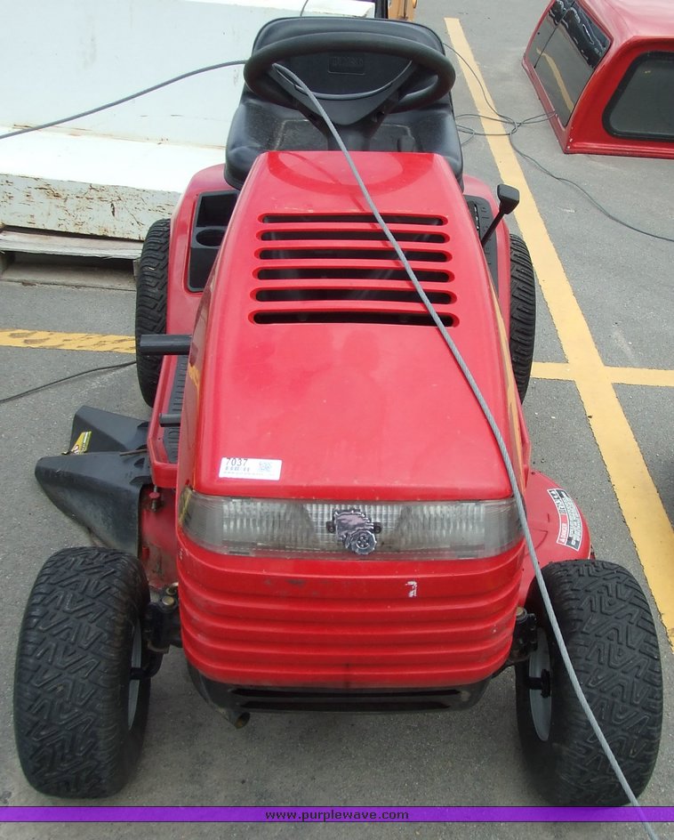 image for item 7037 Toro lawn tractor