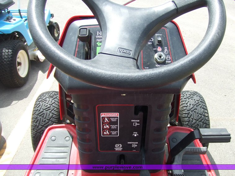 image for item 7037 Toro lawn tractor