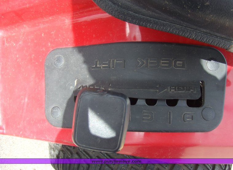 image for item 7037 Toro lawn tractor