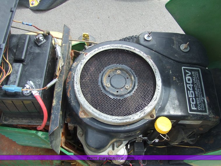 image for item 7038 John Deere 185 lawn tractor