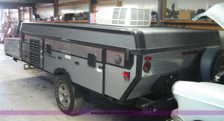 image for item 7858 2008 Fleetwood E3 folding camper trailer