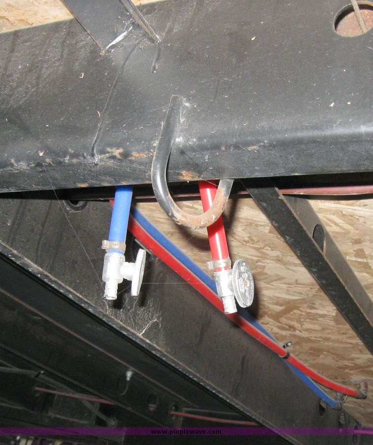 image for item 7858 2008 Fleetwood E3 folding camper trailer