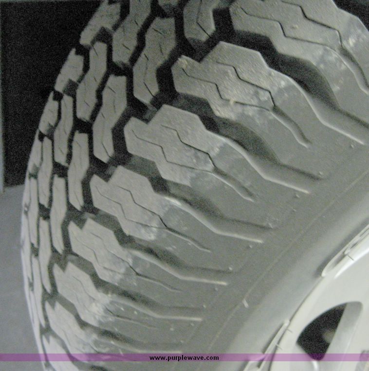 image for item 7858 2008 Fleetwood E3 folding camper trailer