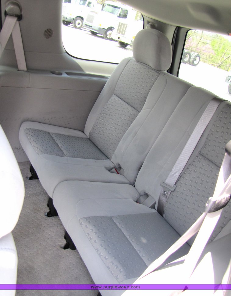 image for item 9054 2008 Chevrolet Uplander LS