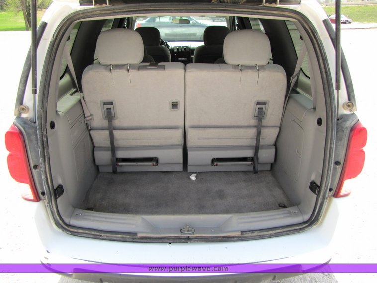 image for item 9054 2008 Chevrolet Uplander LS