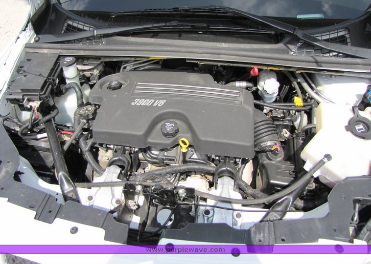 image for item 9054 2008 Chevrolet Uplander LS