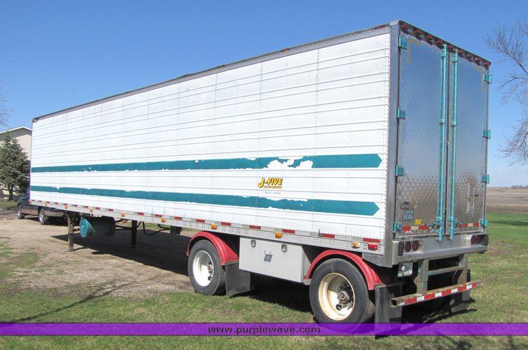image for item 3041 1999 Great Dane refrigerated trailer