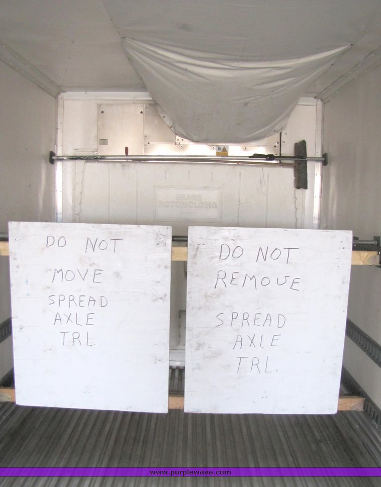 image for item 3041 1999 Great Dane refrigerated trailer