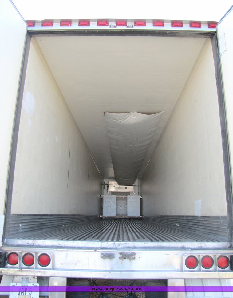 image for item 3042 1999 Wabash refrigerated trailer