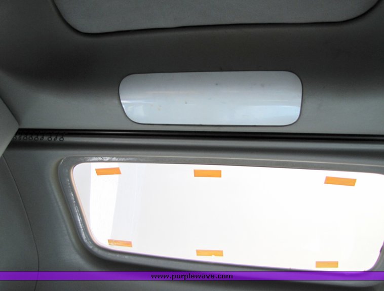 image for item 3057 1998 Freightliner Conventional FLC120 semi truck