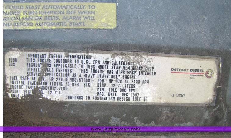 image for item 3057 1998 Freightliner Conventional FLC120 semi truck