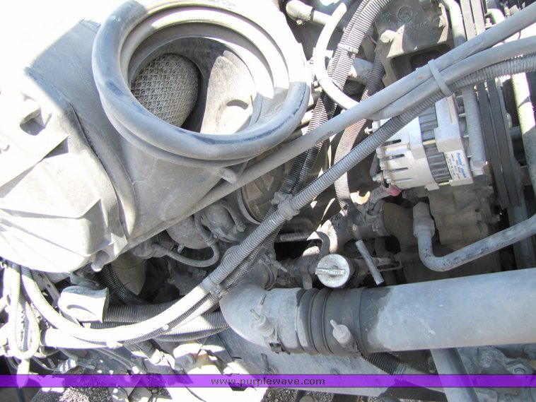 image for item 3057 1998 Freightliner Conventional FLC120 semi truck