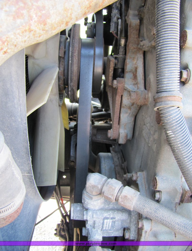 image for item 3065 1994 International Series 9600 cabover truck