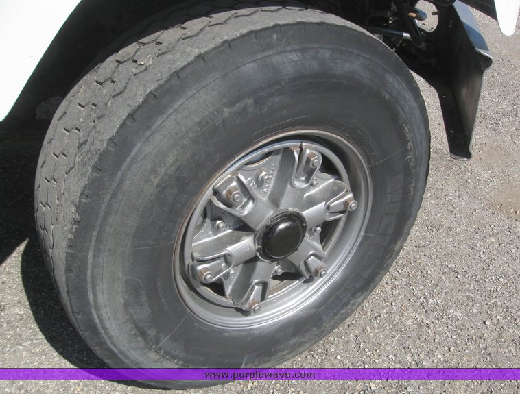 image for item 6044 1984 International S F2574 truck