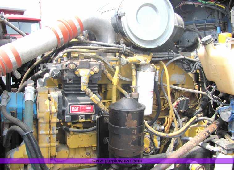 image for item 6076 1994 Kenworth Construct T600 semi truck