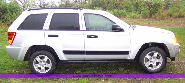 image for item 1502 2006 Jeep Grand Cherokee