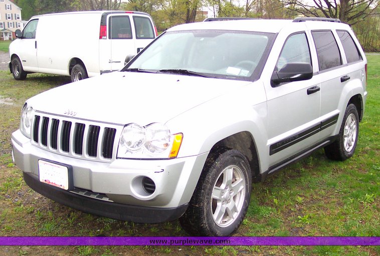 image for item 1502 2006 Jeep Grand Cherokee