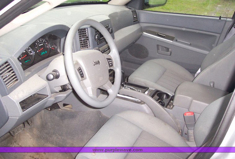 image for item 1502 2006 Jeep Grand Cherokee