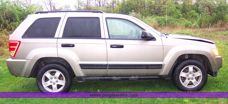 image for item 1503 2005 Jeep Grand Cherokee