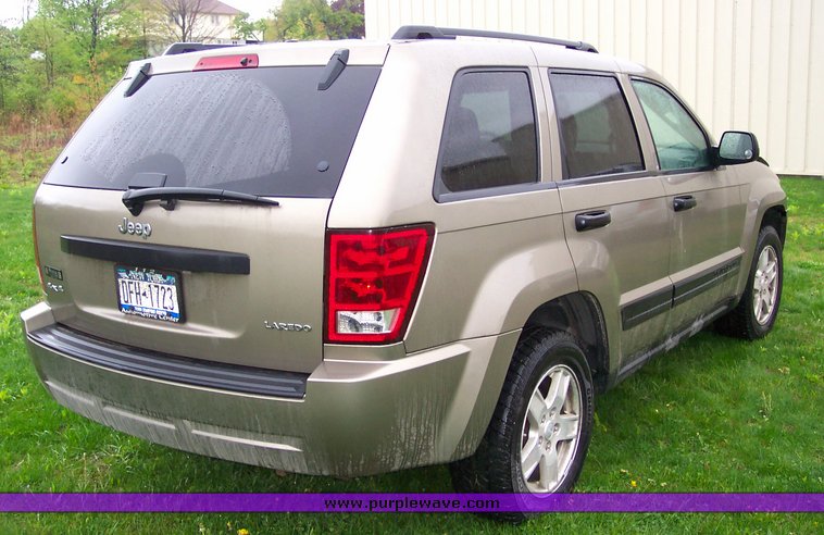 image for item 1503 2005 Jeep Grand Cherokee