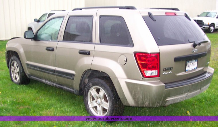 image for item 1503 2005 Jeep Grand Cherokee