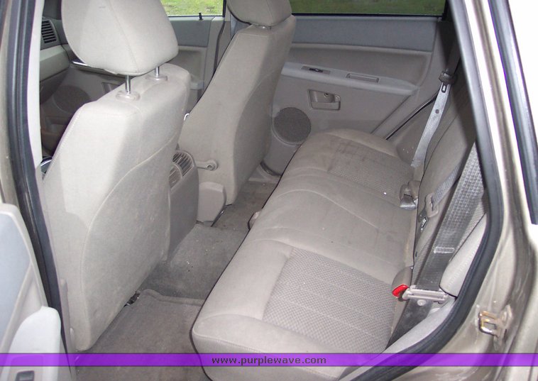 image for item 1503 2005 Jeep Grand Cherokee