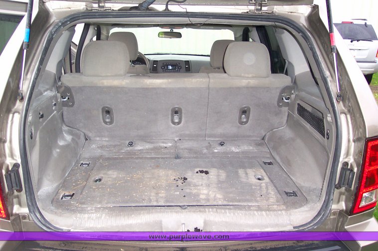 image for item 1503 2005 Jeep Grand Cherokee