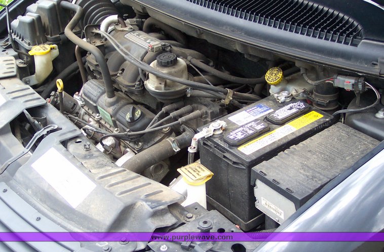 image for item 1504 2006 Dodge Caravan SE van